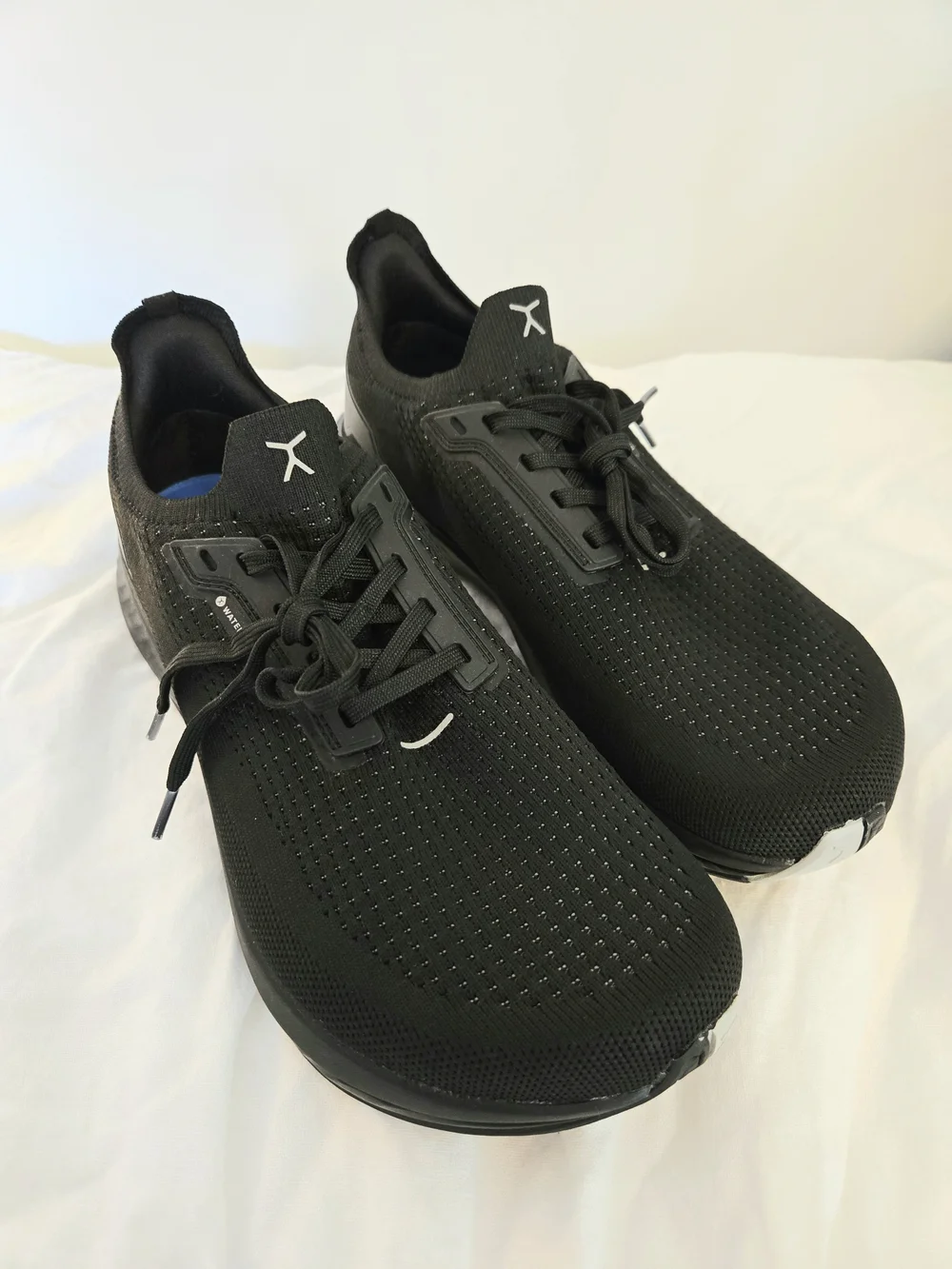 Flux Adapt Runner H20 Pro Black Mens 9 Womens 10.5 Waterproof Athletic Shoes